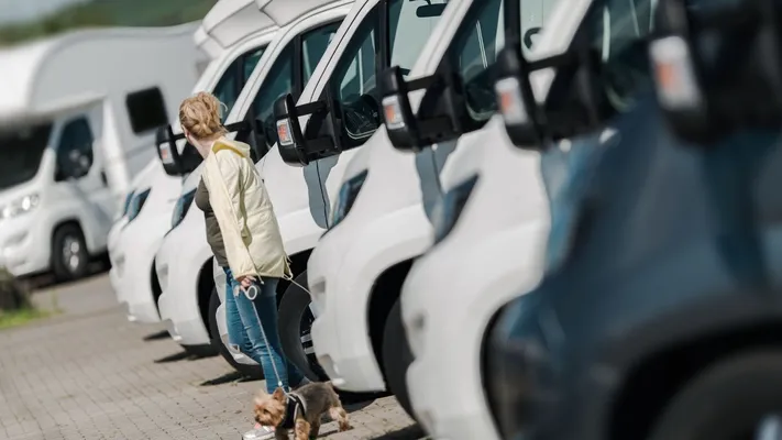 Wohnmobile beim Händler